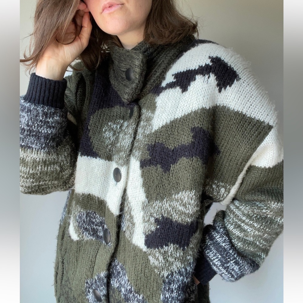 80’s Karizma knit cardigan jacket / abstract knit design / medium but oversize